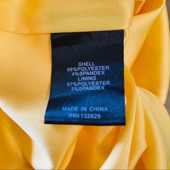 Lovers & Lemons Teddy Mini dress in Lemon Yellow Size Small - Picture 8 of 9